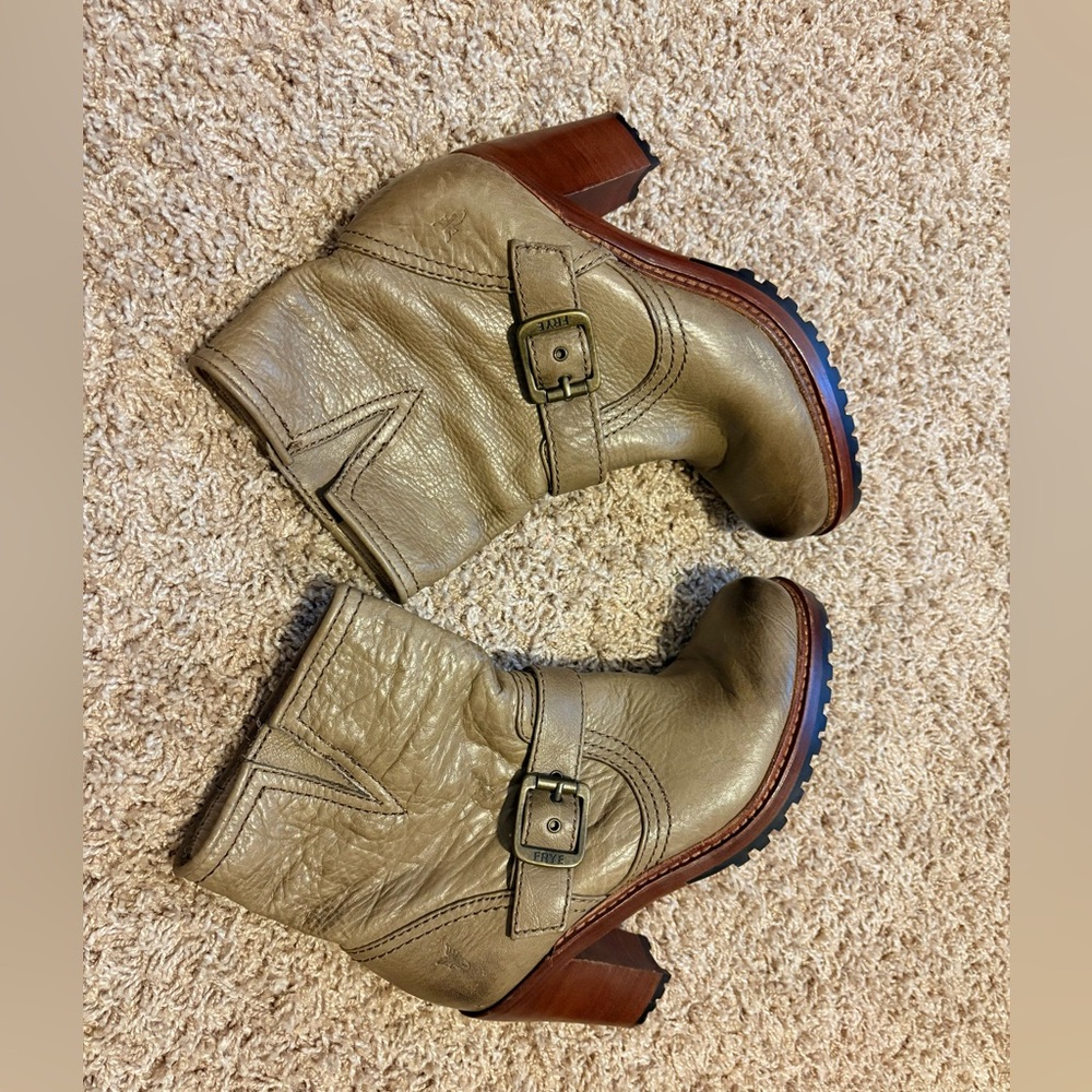 Frye Light Brown Leather Footwear